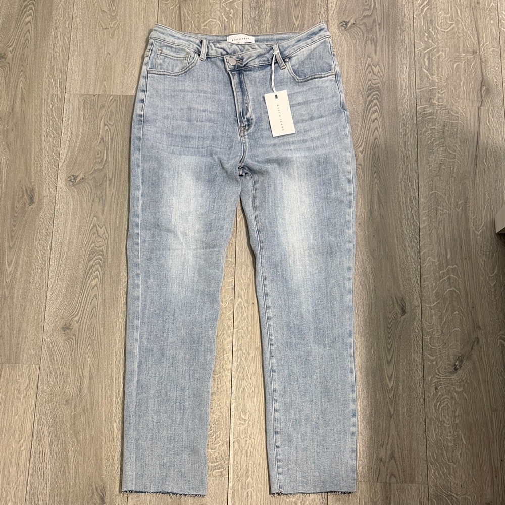 Women's NWT Risen Cross over Frayed Straight Leg Jeans - Light Blue 15/32